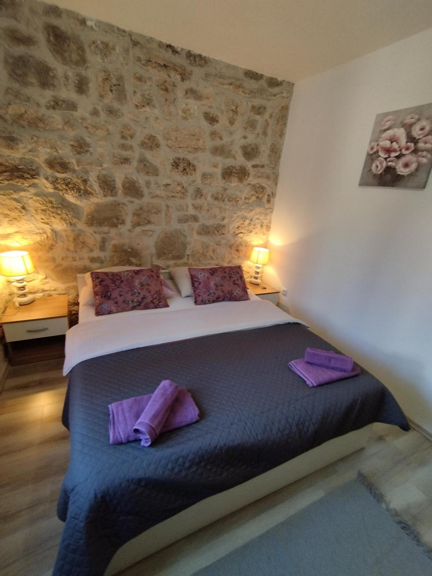 Apartmani Memic 100 M Do Plaze, Apartments Memic Only 100M From Beach Porec Bagian luar foto