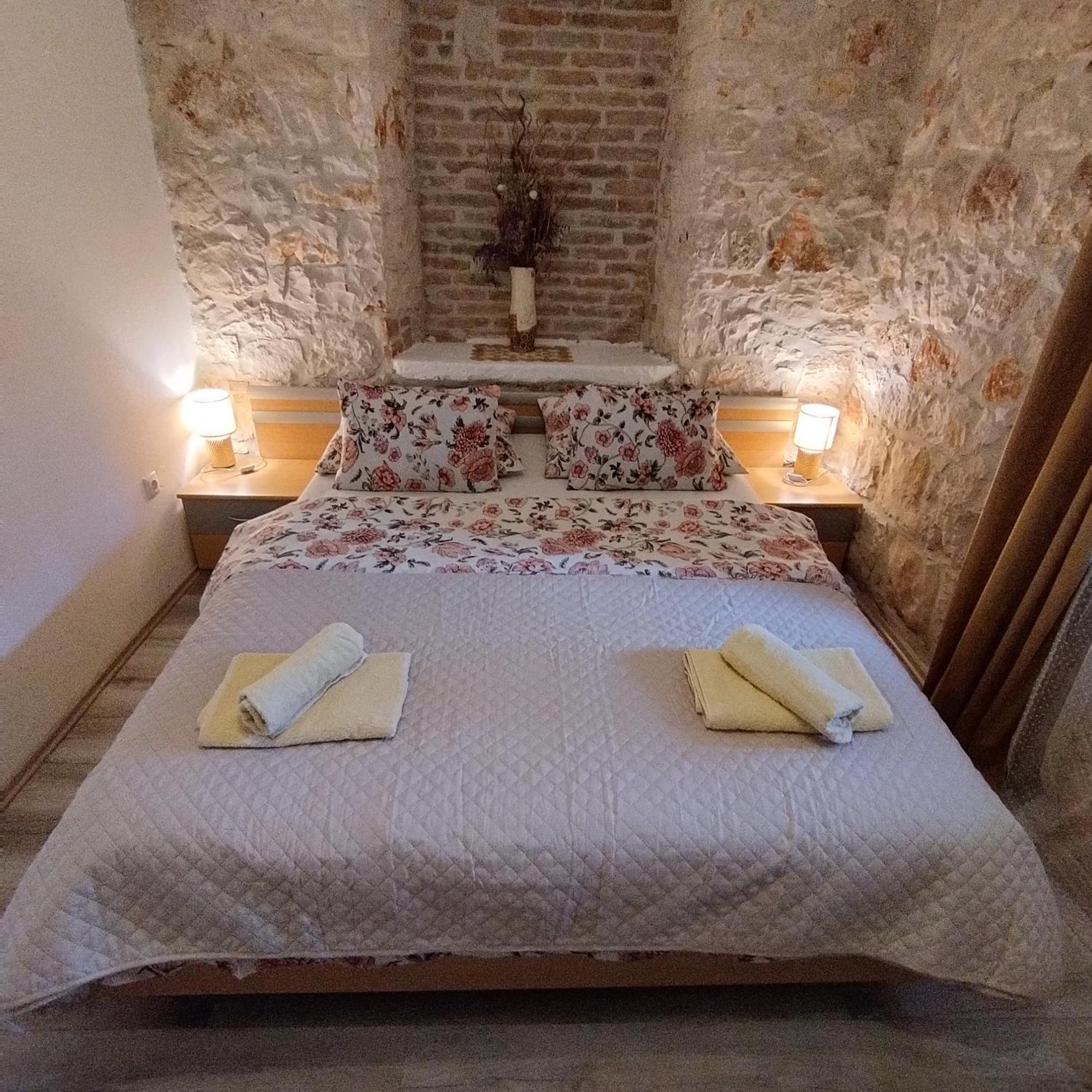 Apartmani Memic 100 M Do Plaze, Apartments Memic Only 100M From Beach Porec Bagian luar foto